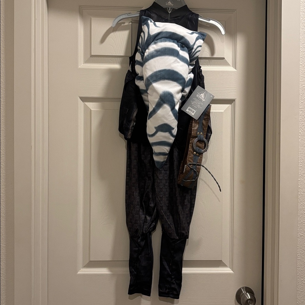 Disney Store Authentic Star Wars Ahsoka Costume